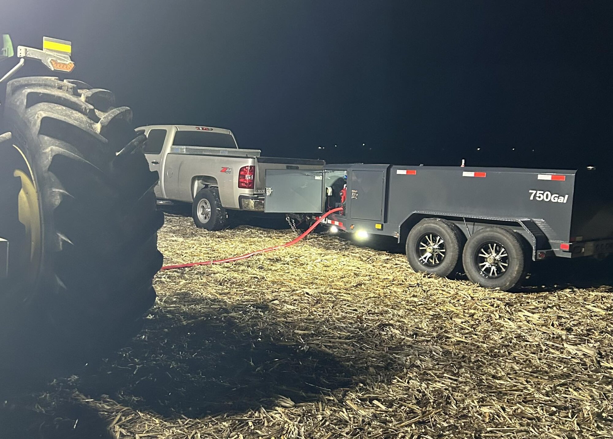 750gal Deluxe Trailer Filling at night