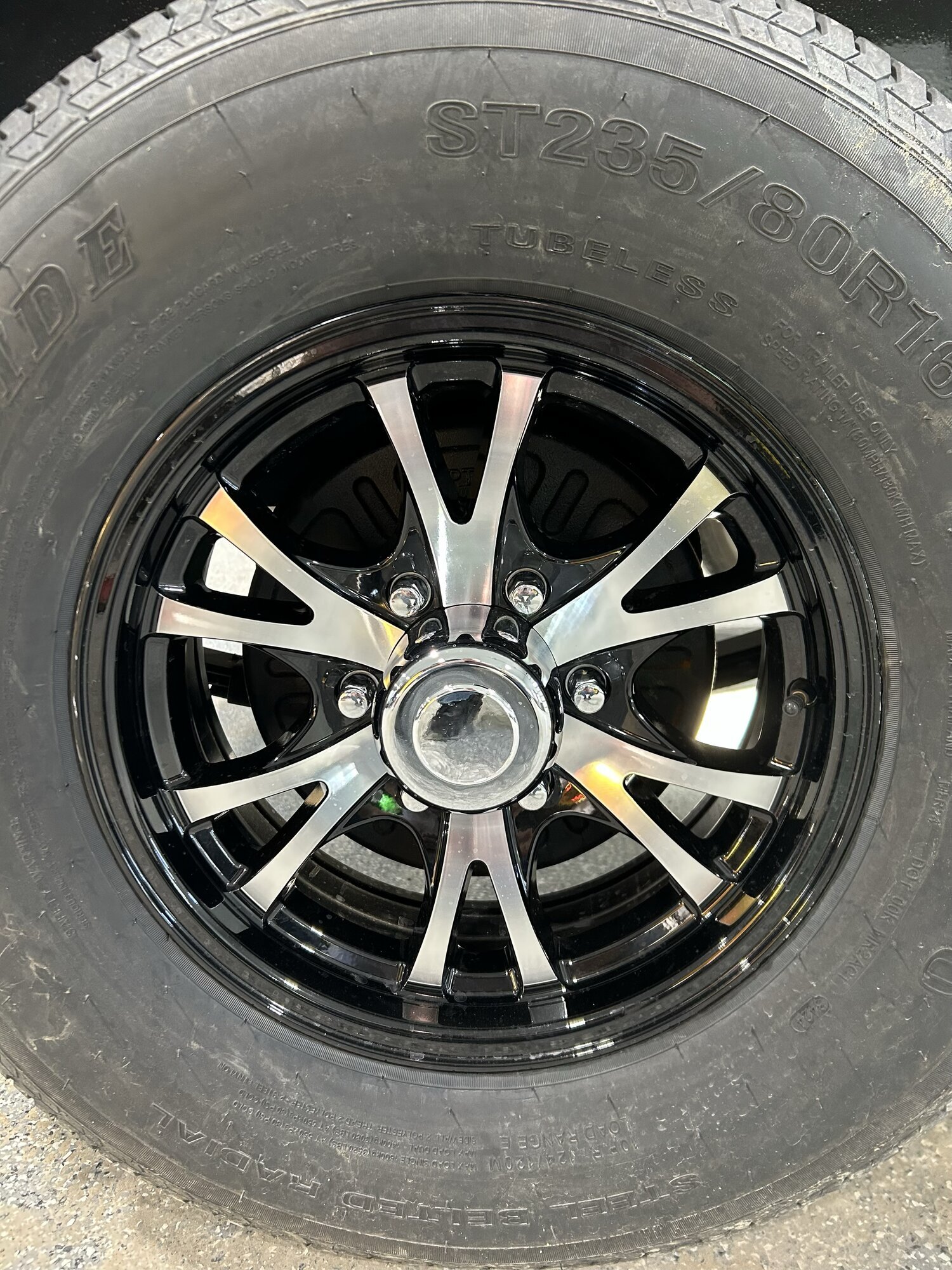 Aluminum alloy wheels