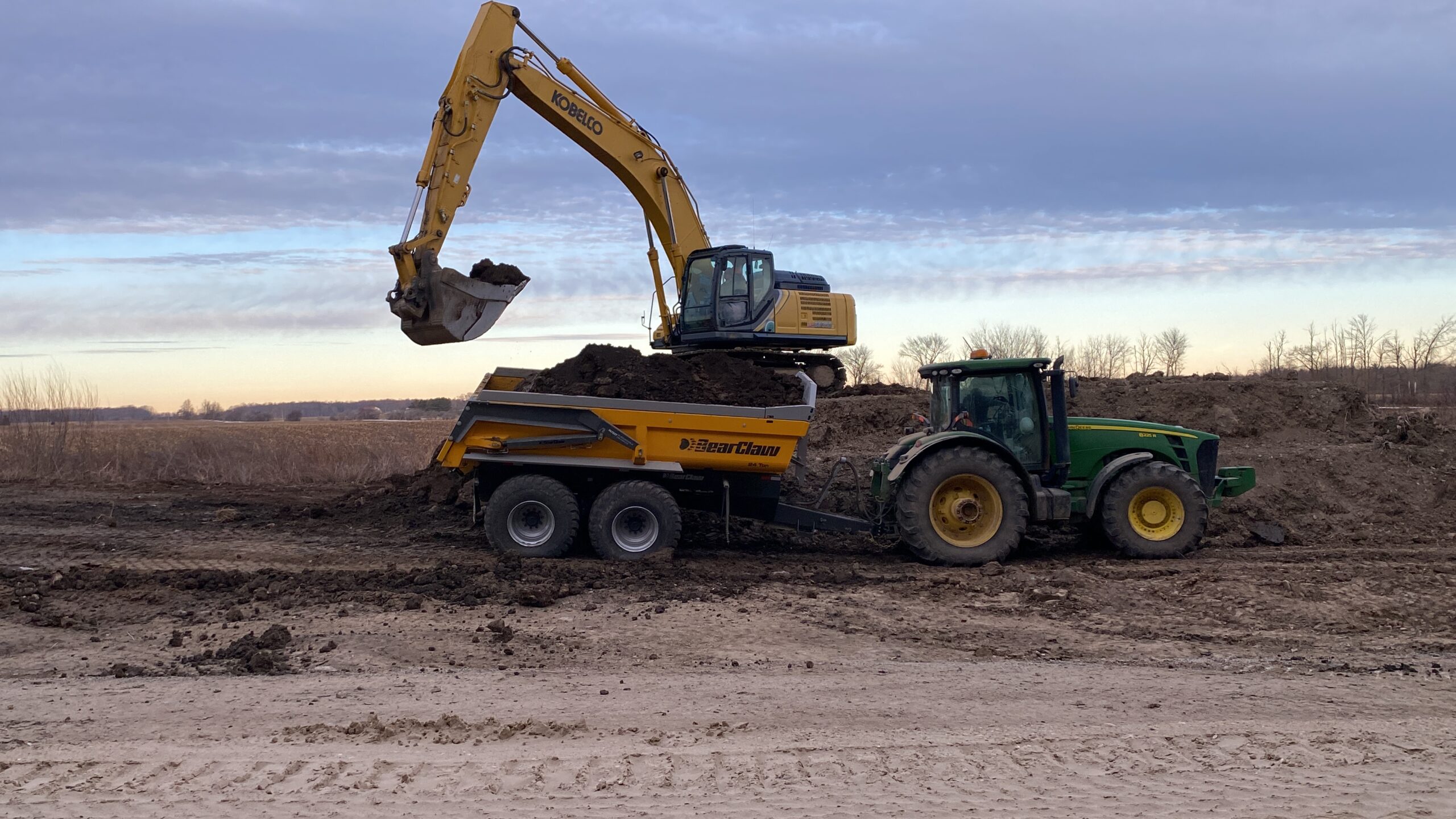 Muckerheide trailer delivery