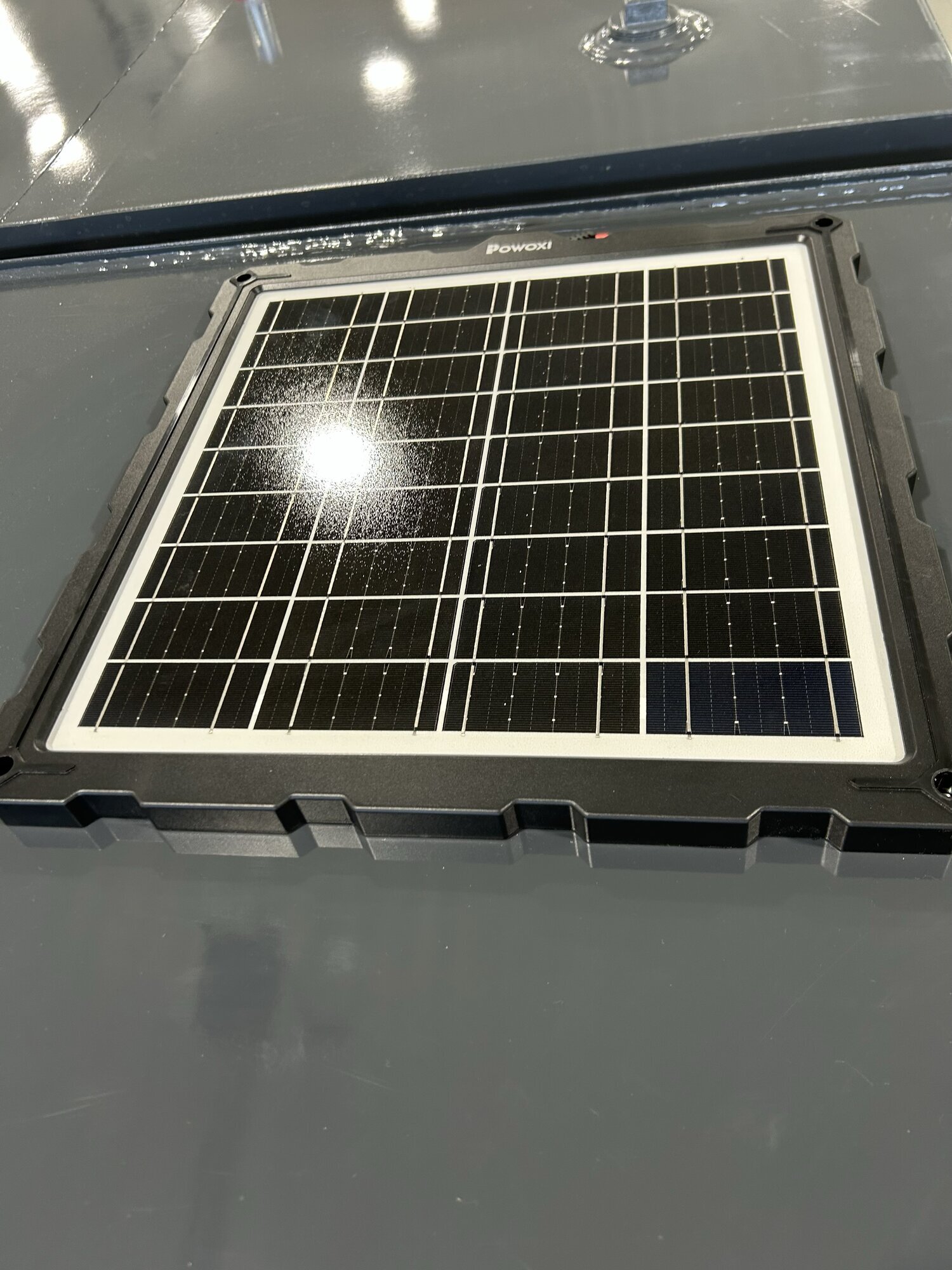 Solar charging panel