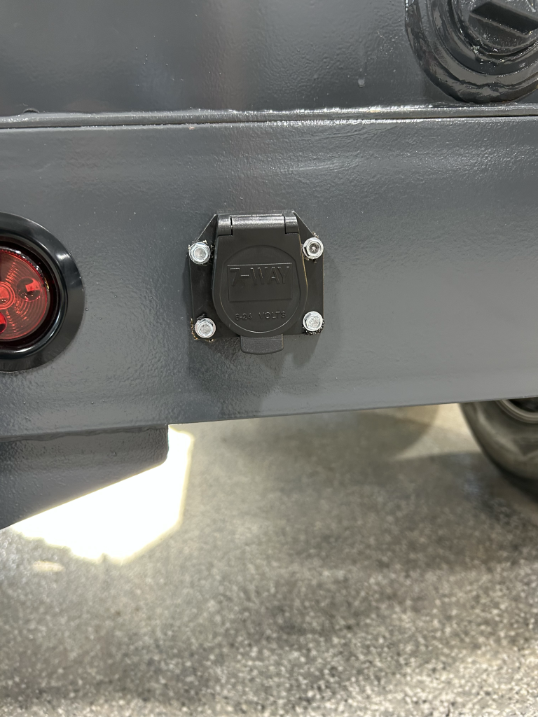 2025 DNJ Standard 950 Gallon Fuel Trailer